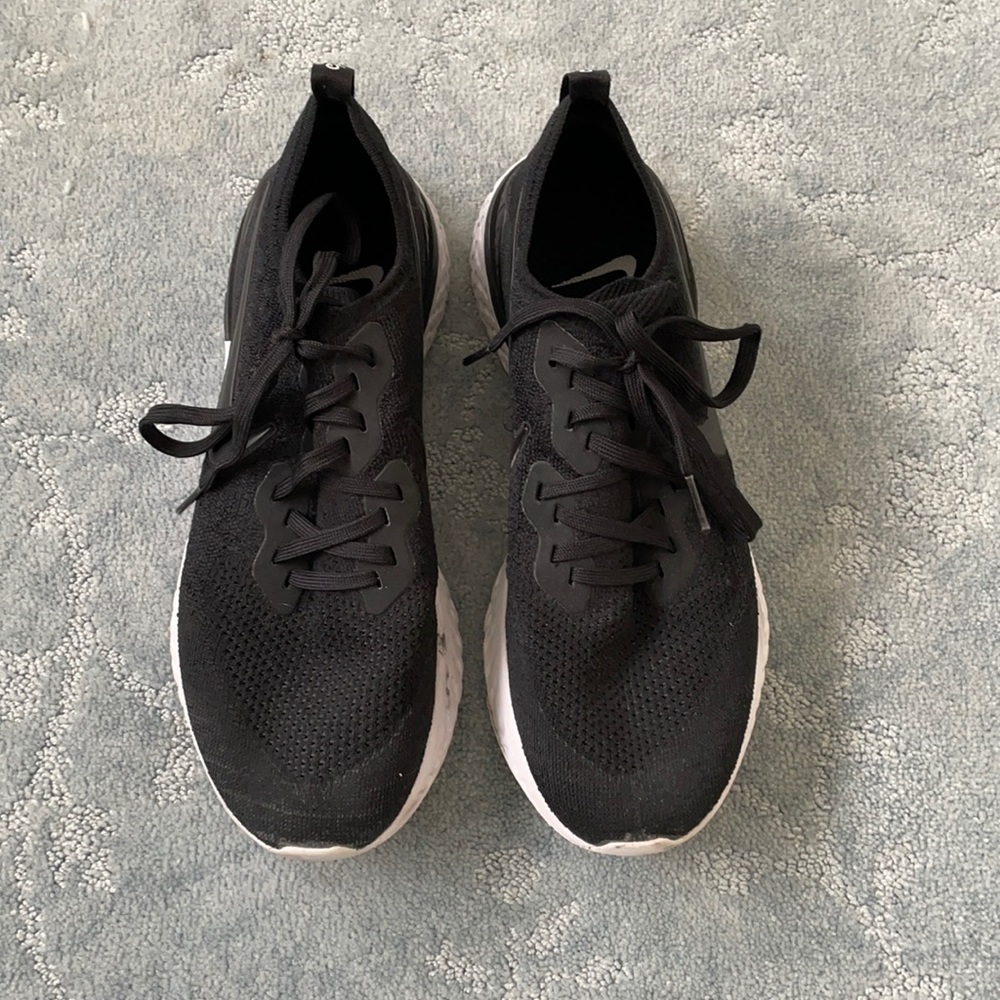 Nike men’s epic react flyknit sneakers 10.5